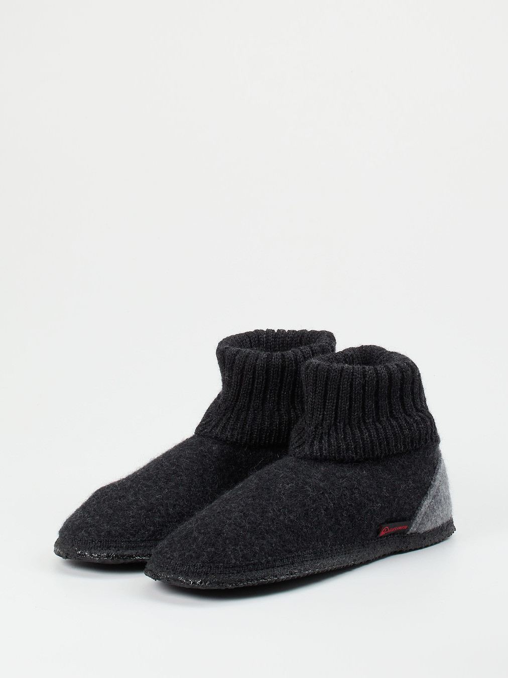 Hausschuh grau 7480409000302