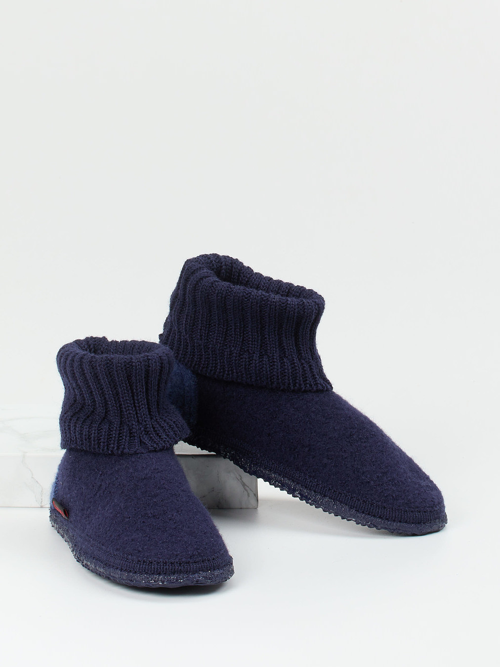 Hausschuh blau 7680101000104