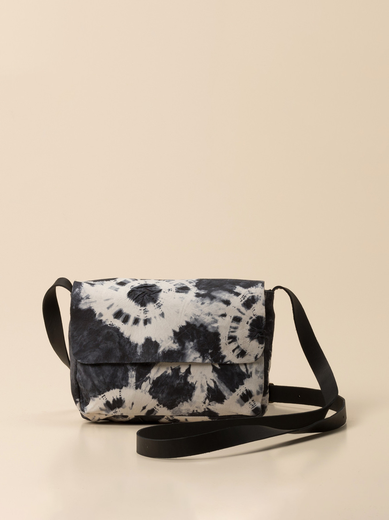 Umhängetasche schwarz 9111007001706