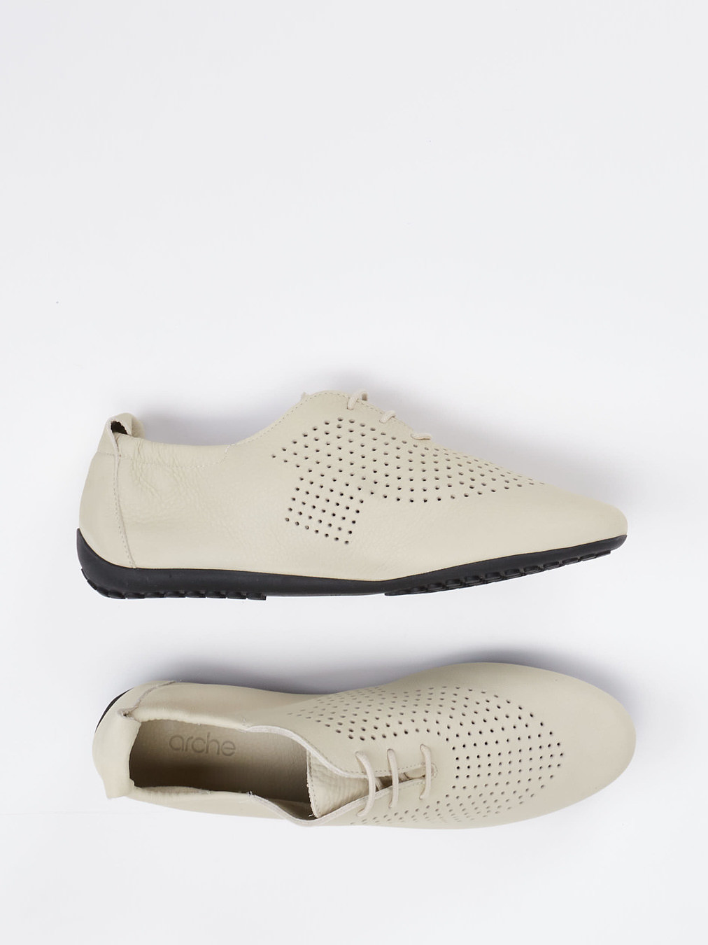 Schnürschuh beige 1561399000404