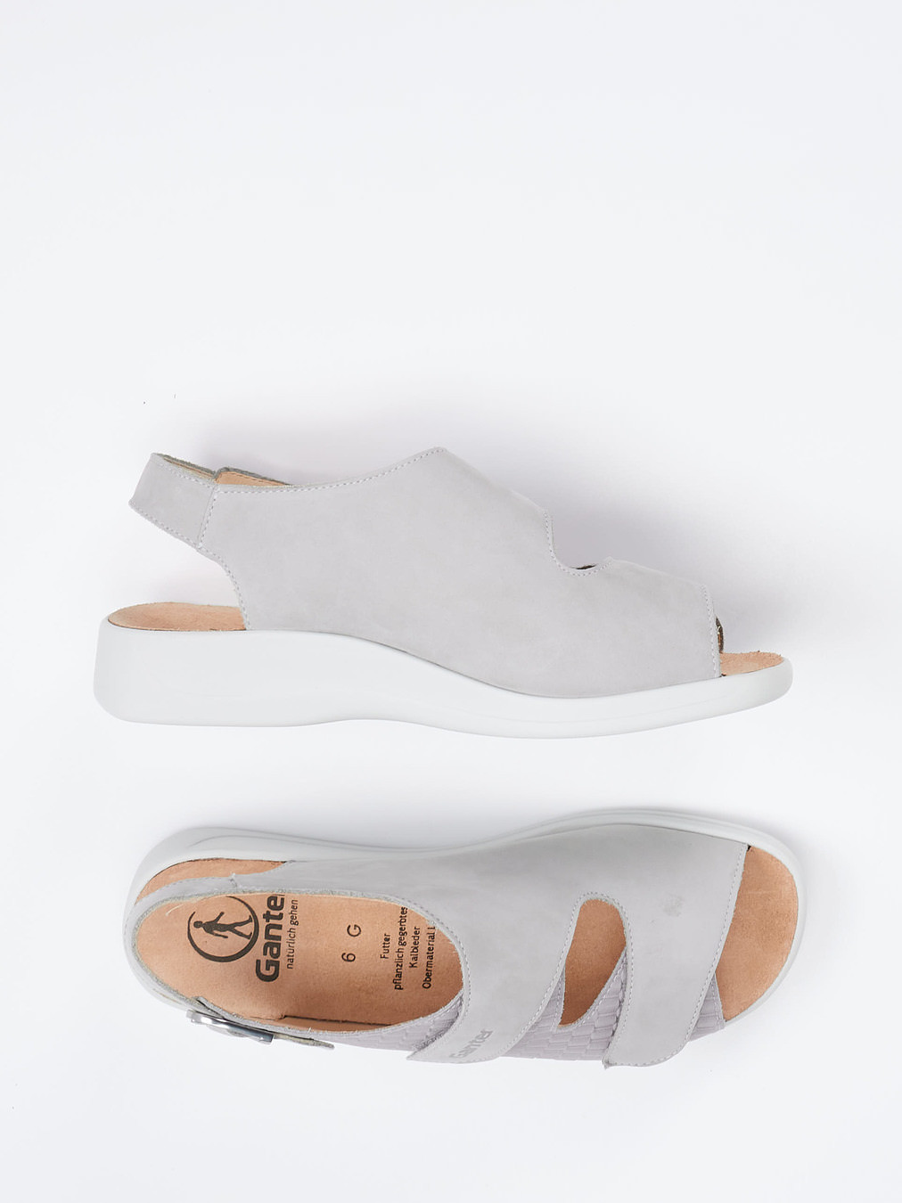 Sandale grau 2210499000404