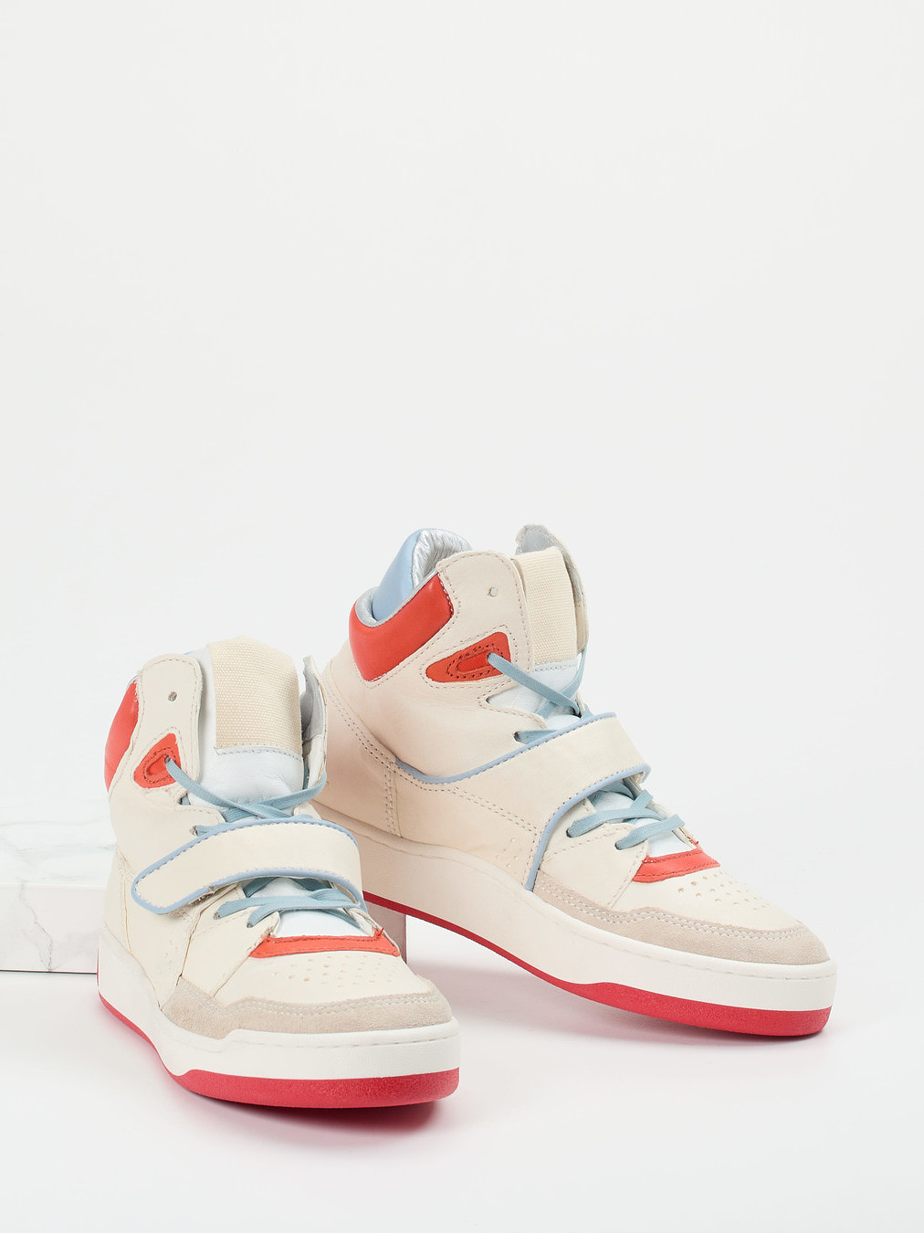 Sneaker High multi 1673979000104