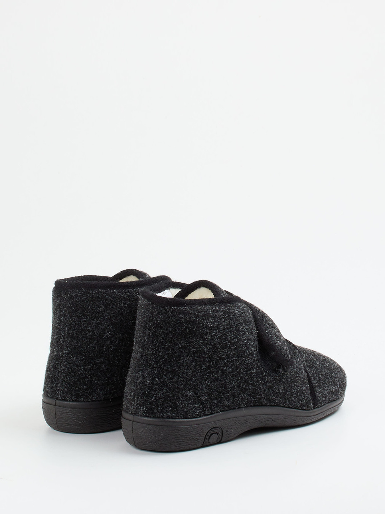 Hausschuh grau 7173409002803