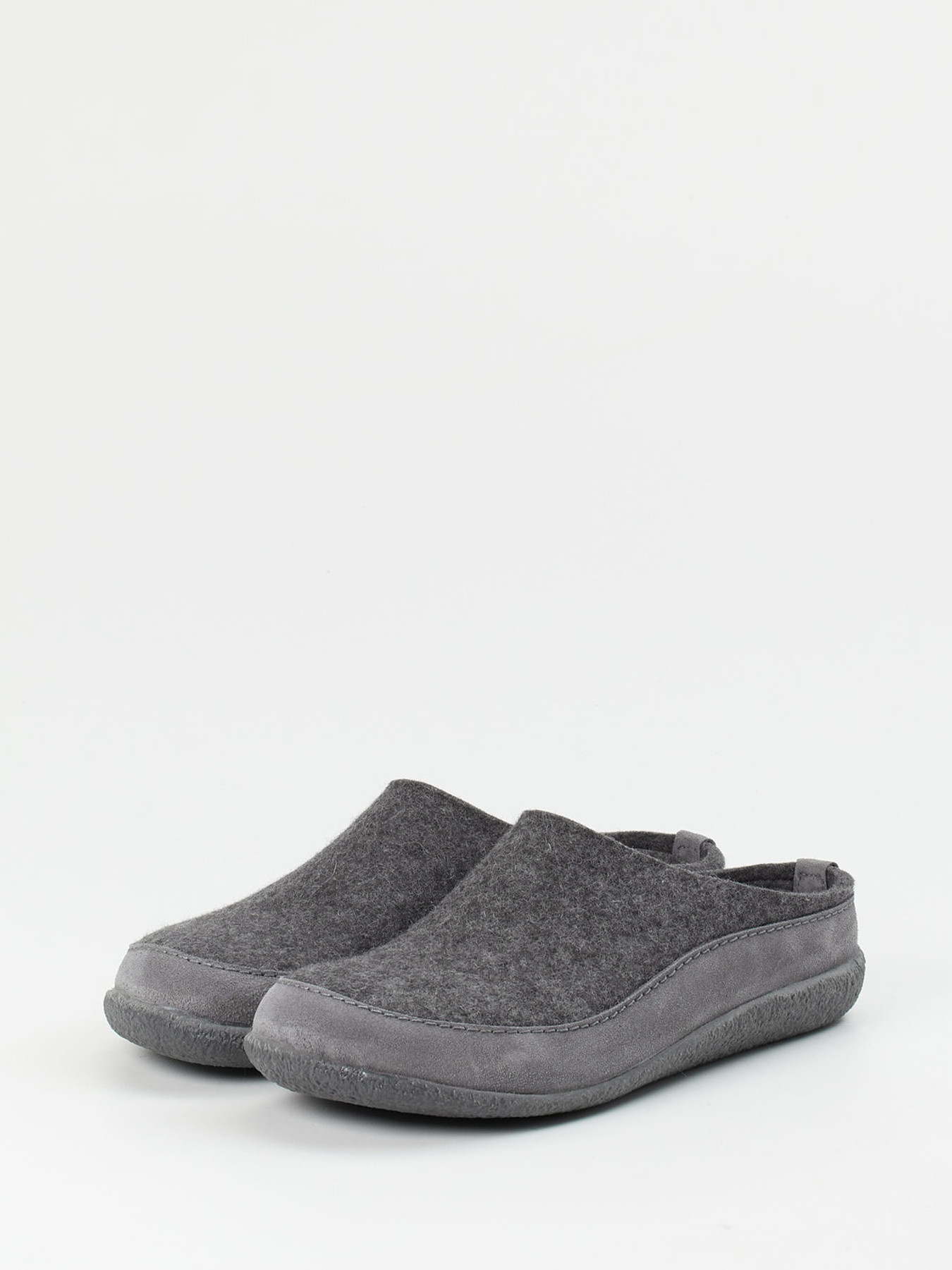 Pantolette grau 7463459001002