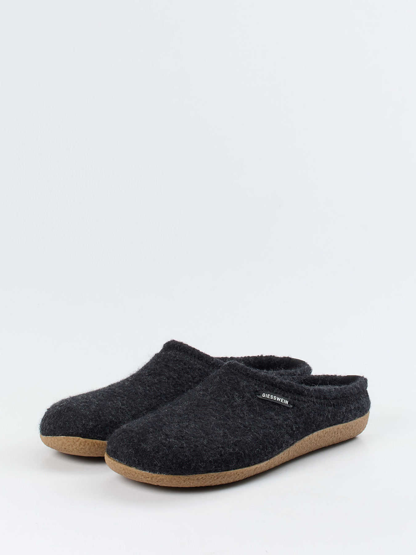 Hausschuh grau 7463409005502