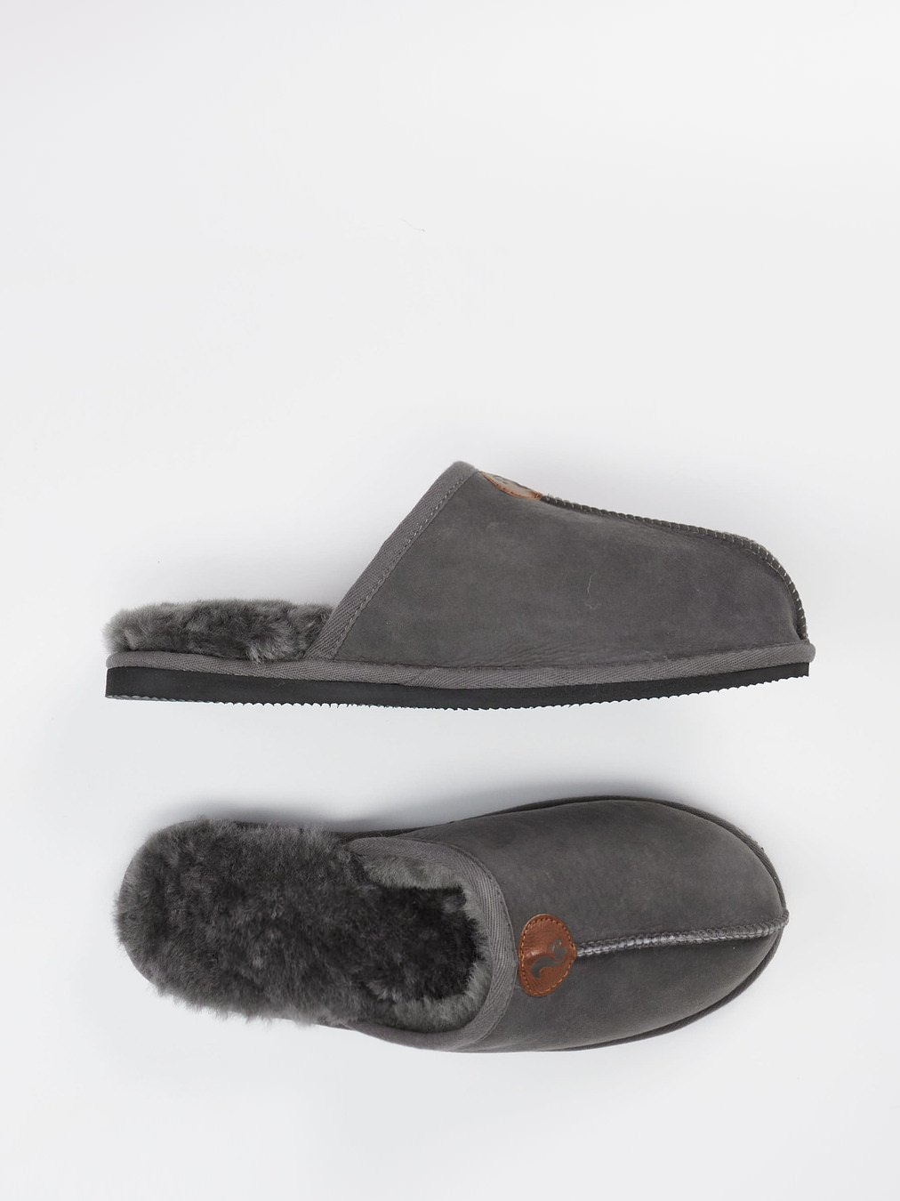 Pantolette grau 7463409005304