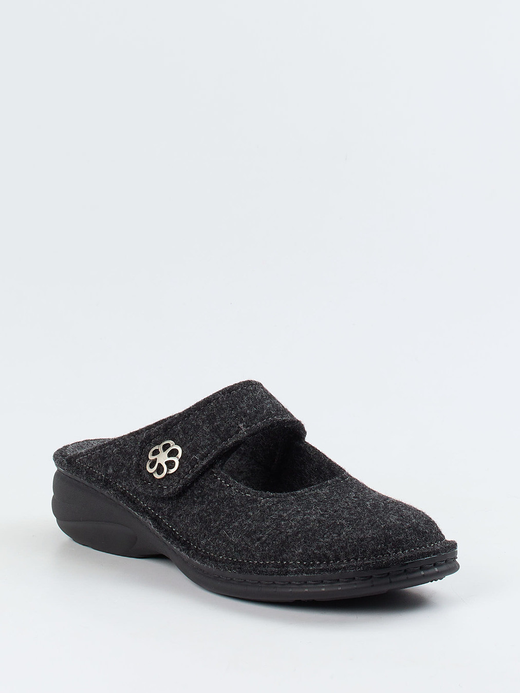 Hausschuh grau 7163409010706