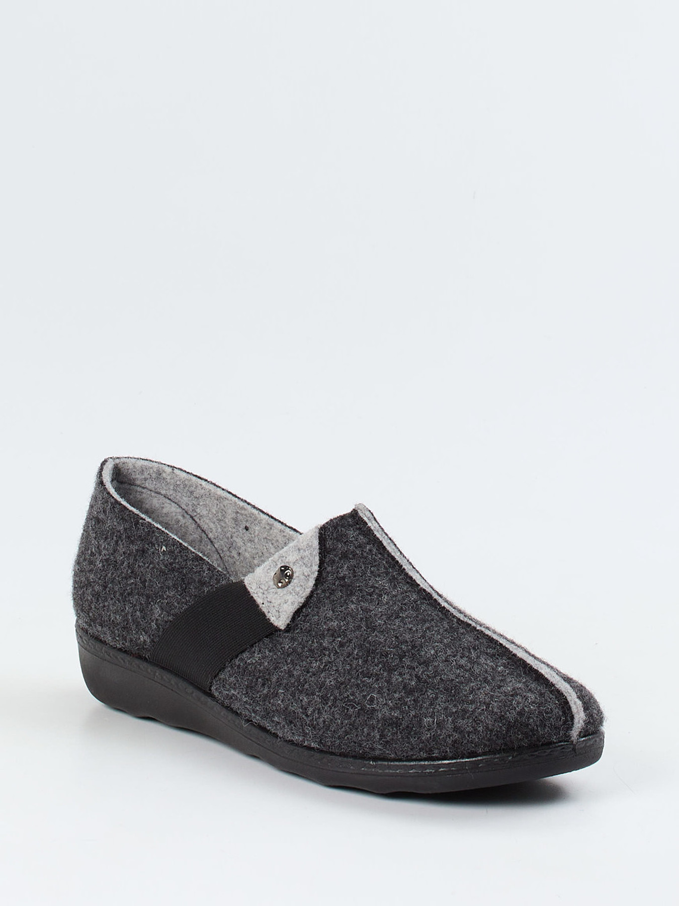 Hausschuh grau 7173409002506