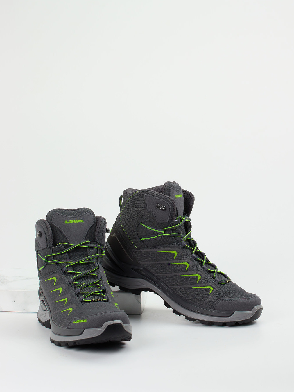 Boots grau 4701408000104