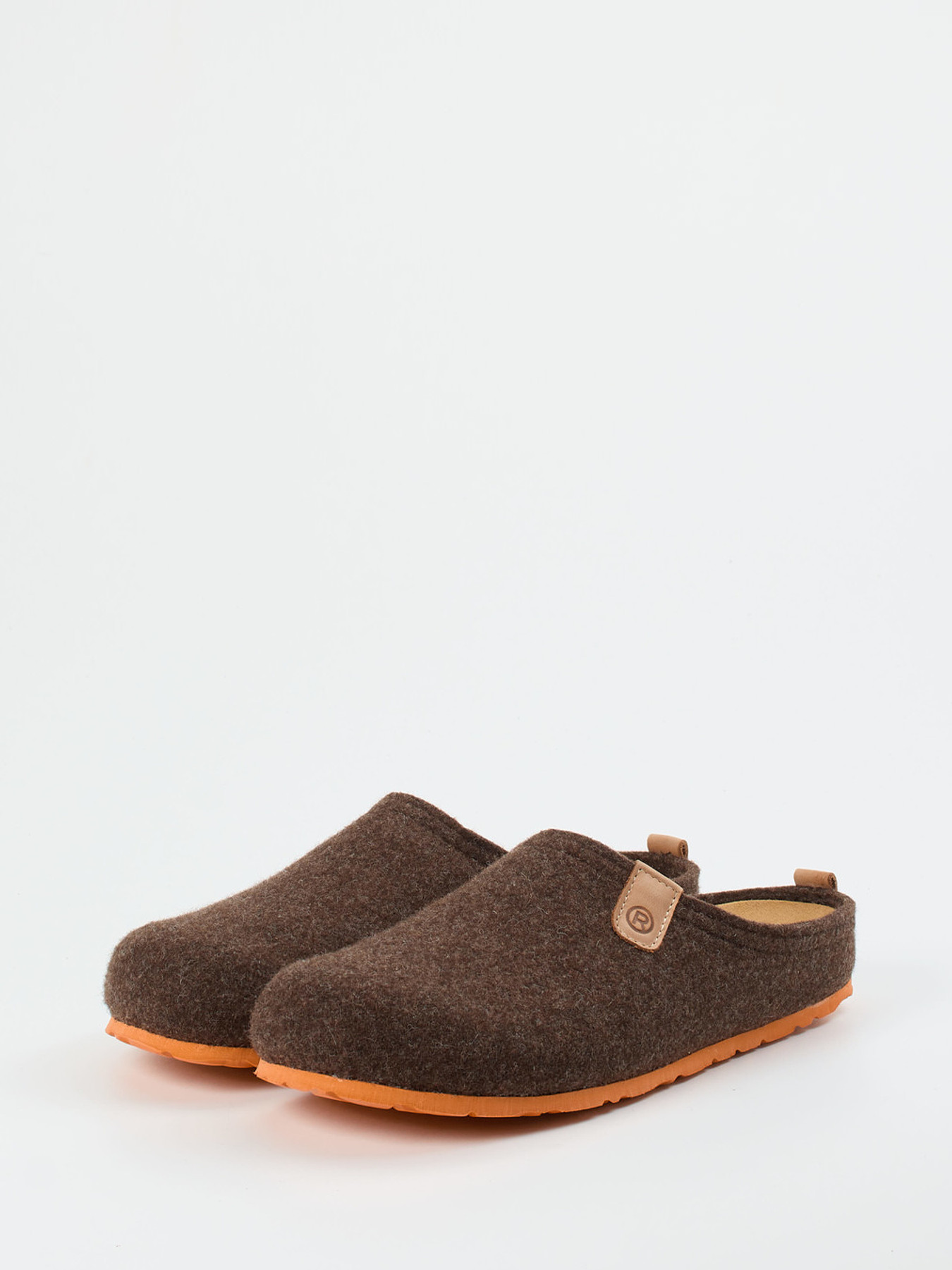 Hausschuh braun 7463209003202