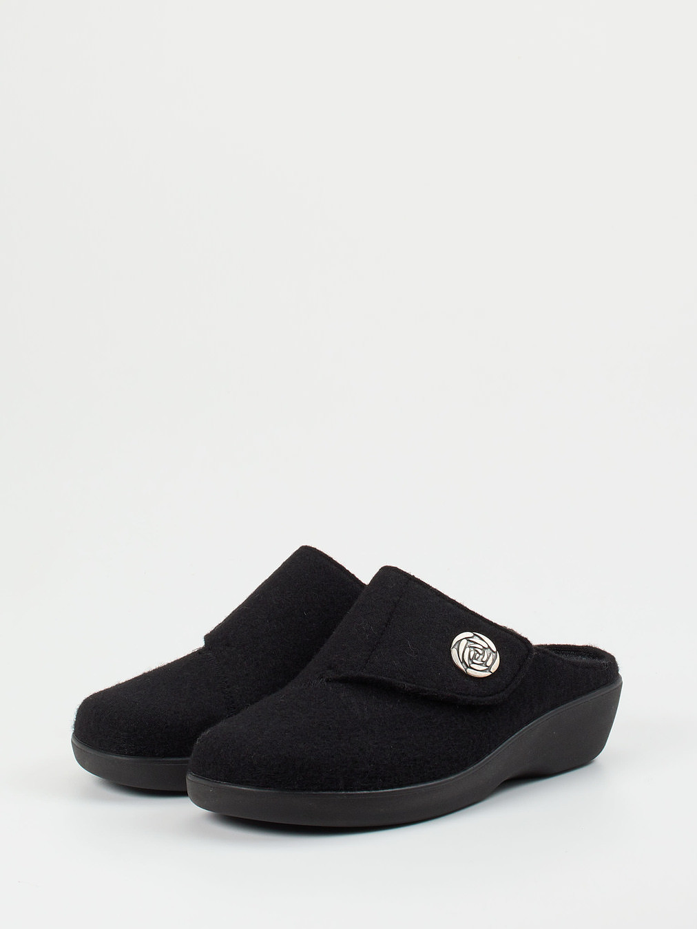 Hausschuh schwarz 7163009004402