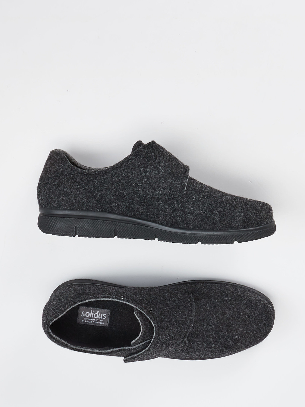 Hausschuh grau 7473409000904