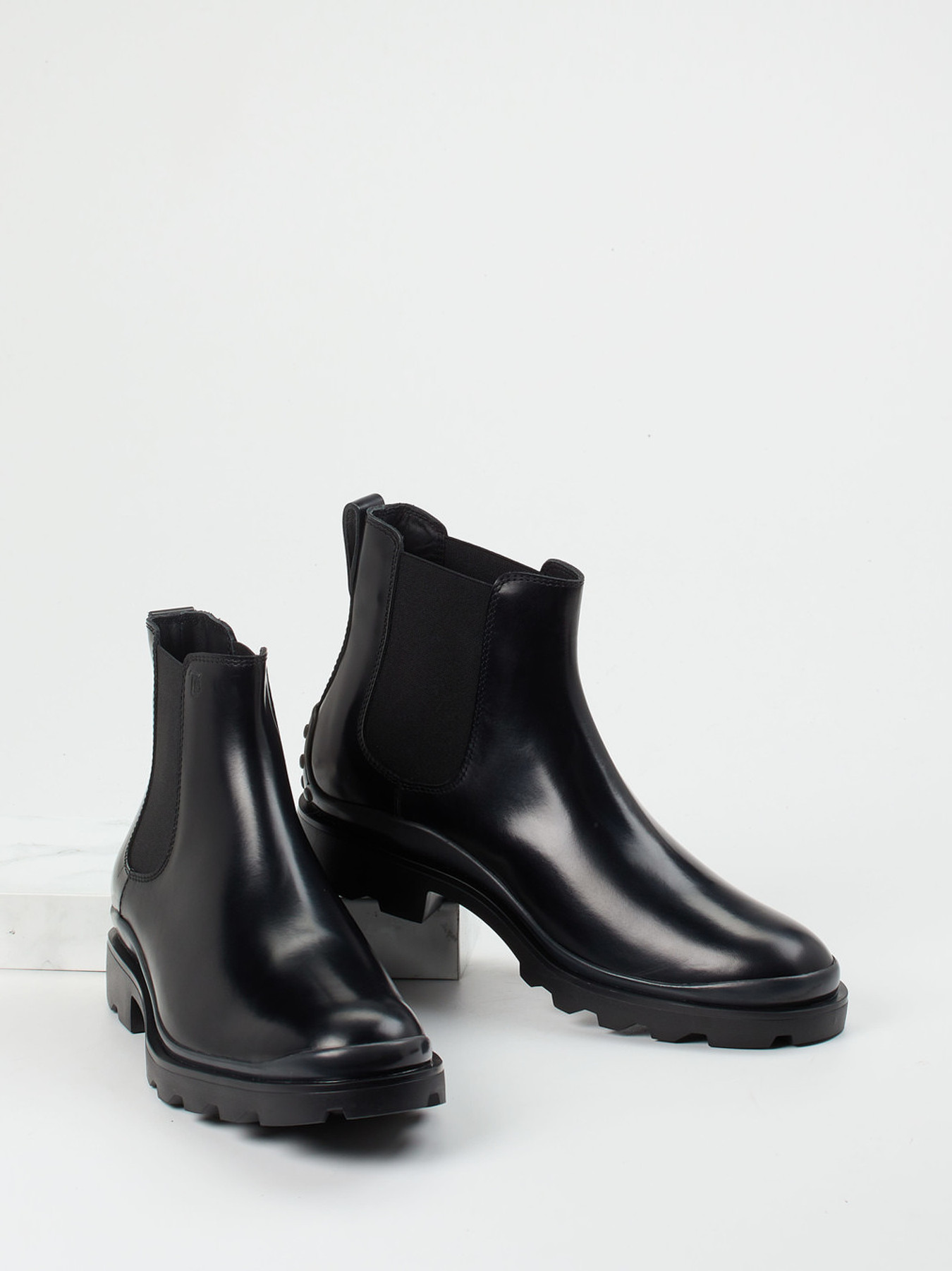 Chelsea Boots schwarz 4711009015404
