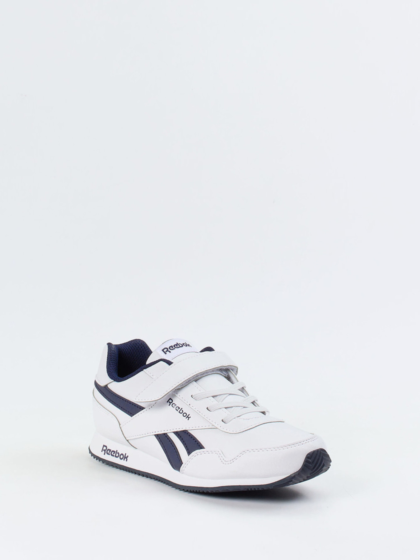 Sneaker weiß 8667791000606.jpeg