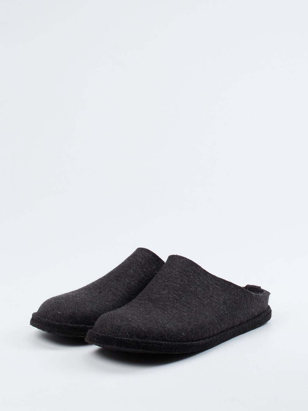 Pantolette grau 7463409001402