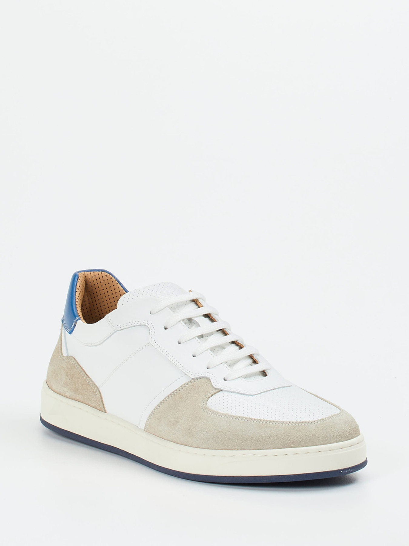 Sneaker weiß 4651793000106