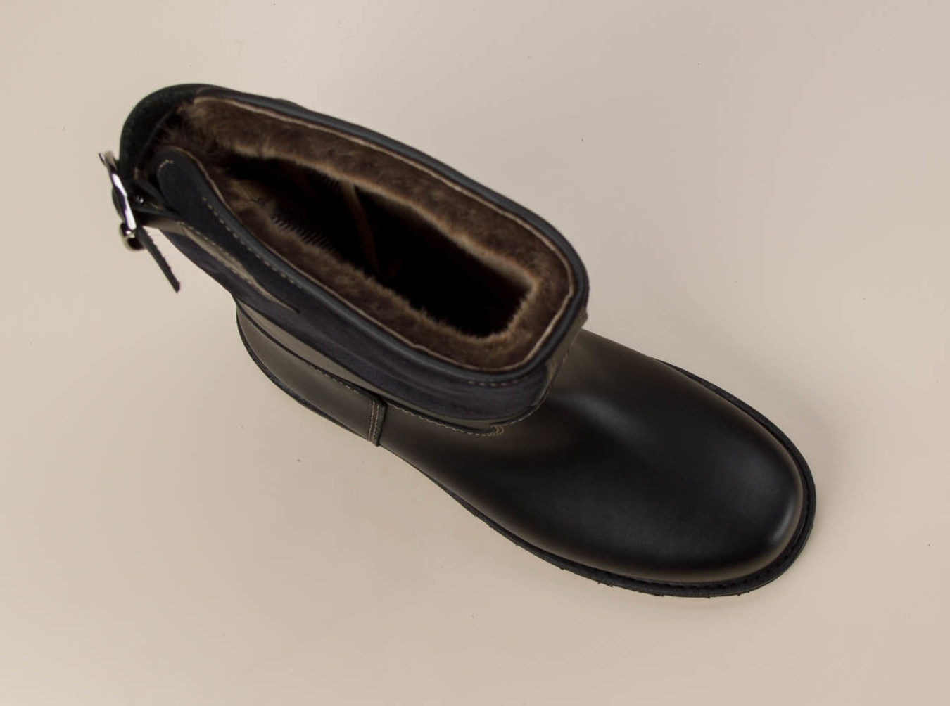 Stiefel schwarz 185100400307