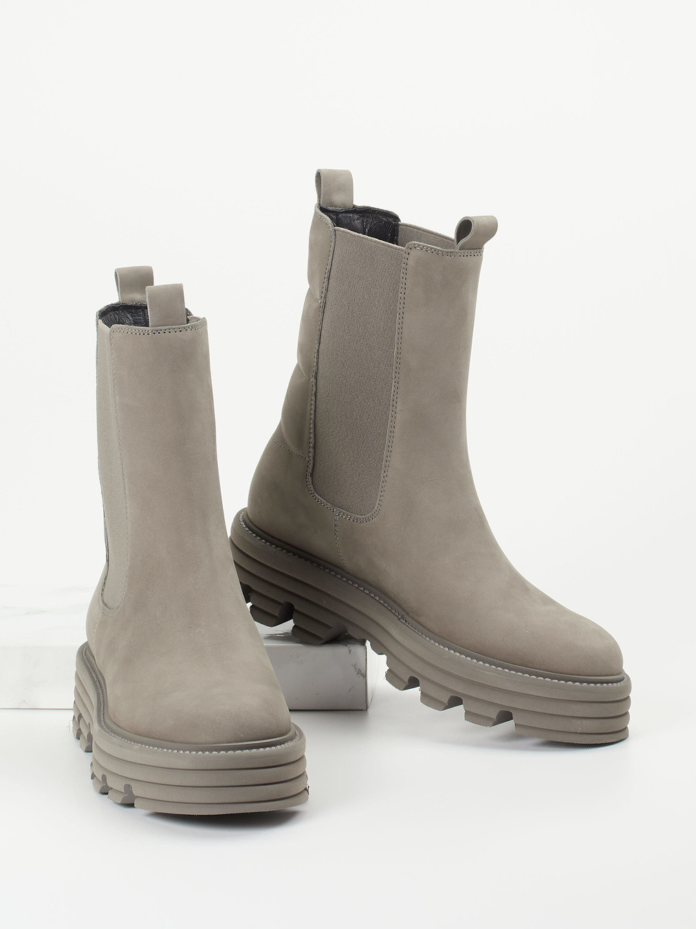 Chelsea Boots grau 1735459000604