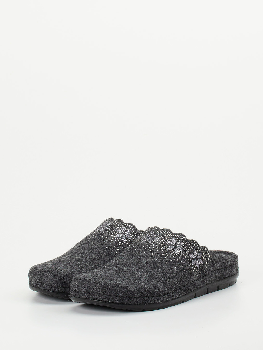 Hausschuh grau 7163409011602