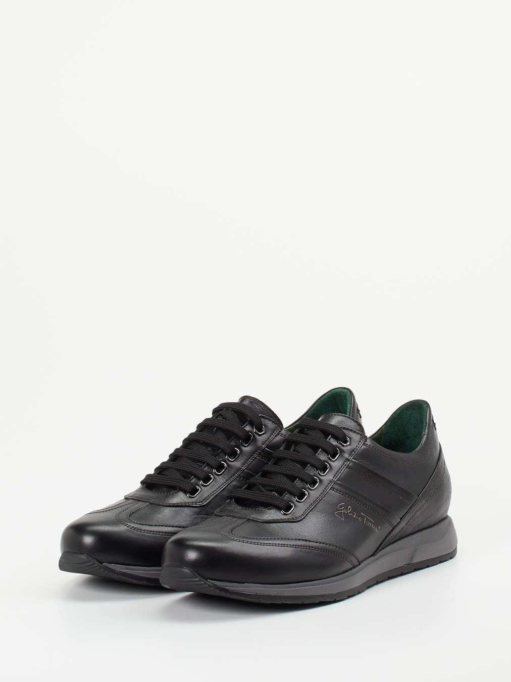 Sneaker schwarz 4661009055802