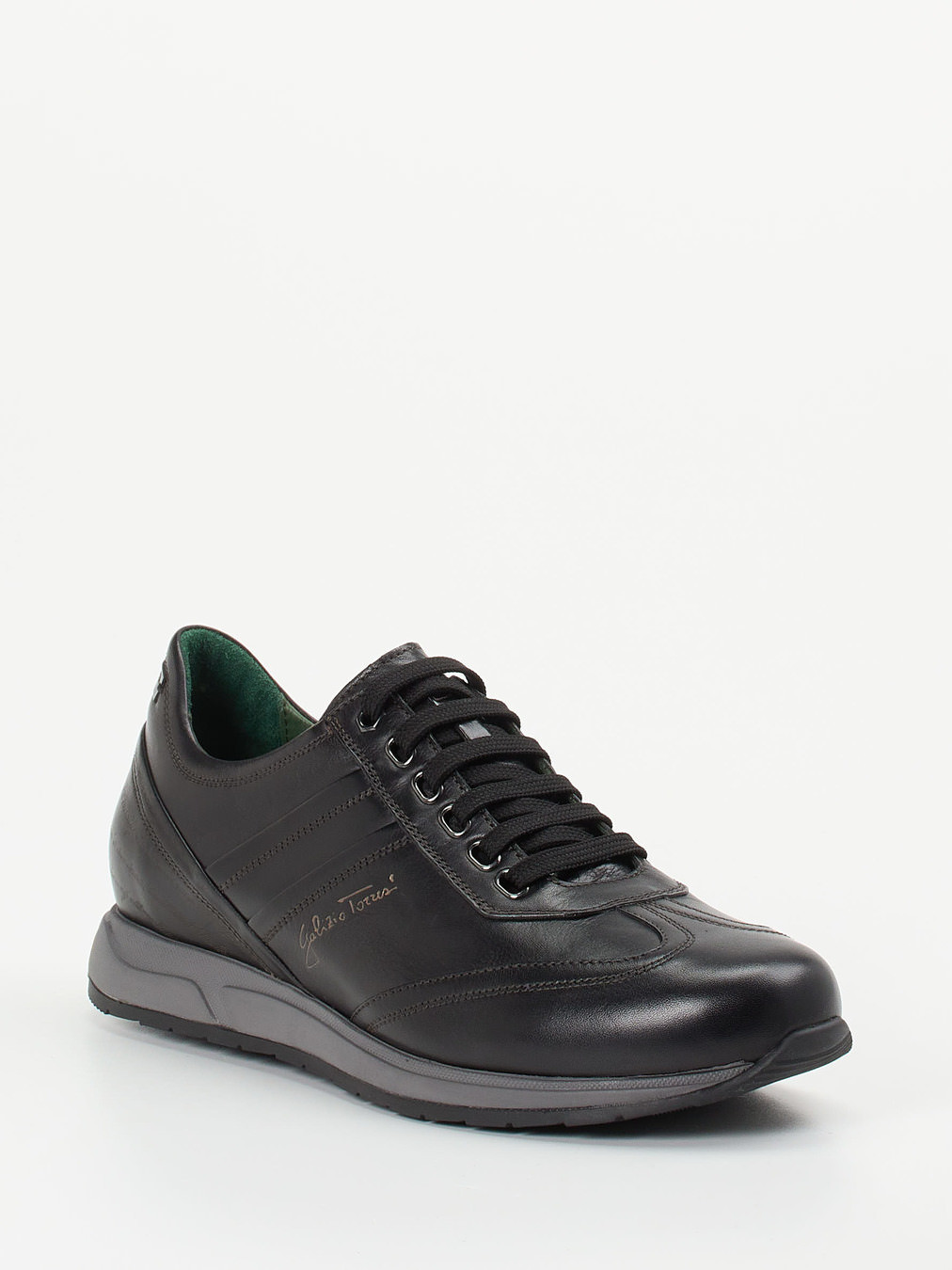 Sneaker schwarz 4661009055806