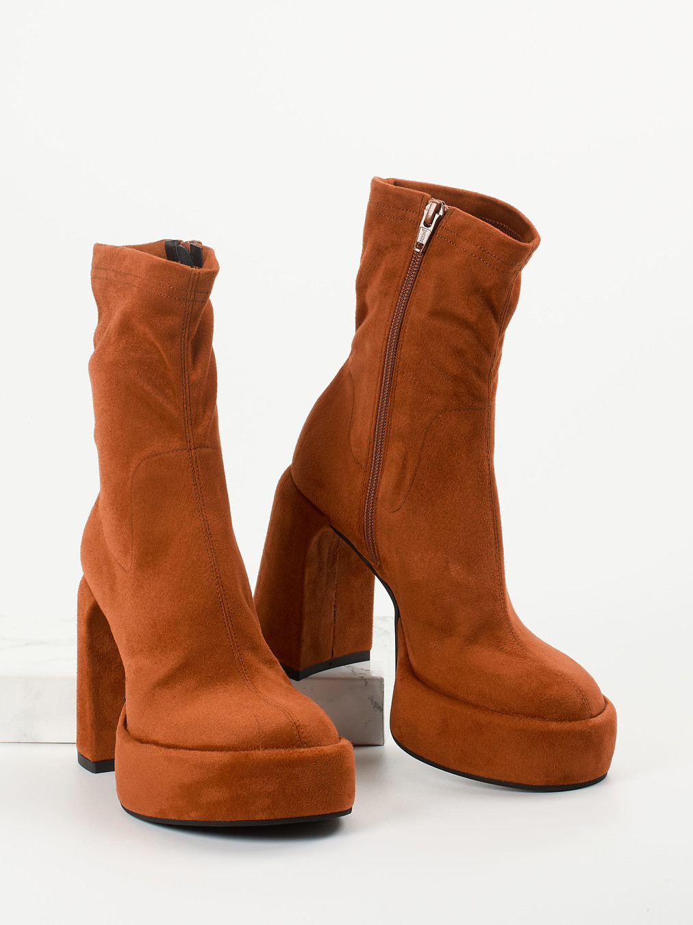 Stiefel orange 1759579000104