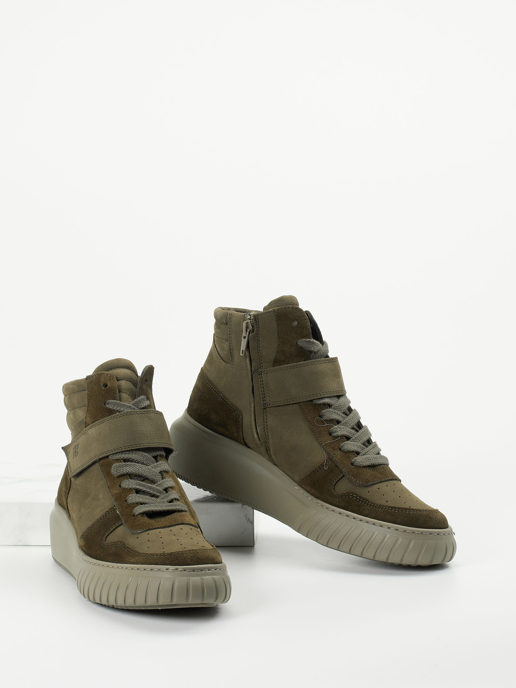 Sneaker high grün 1673659000204