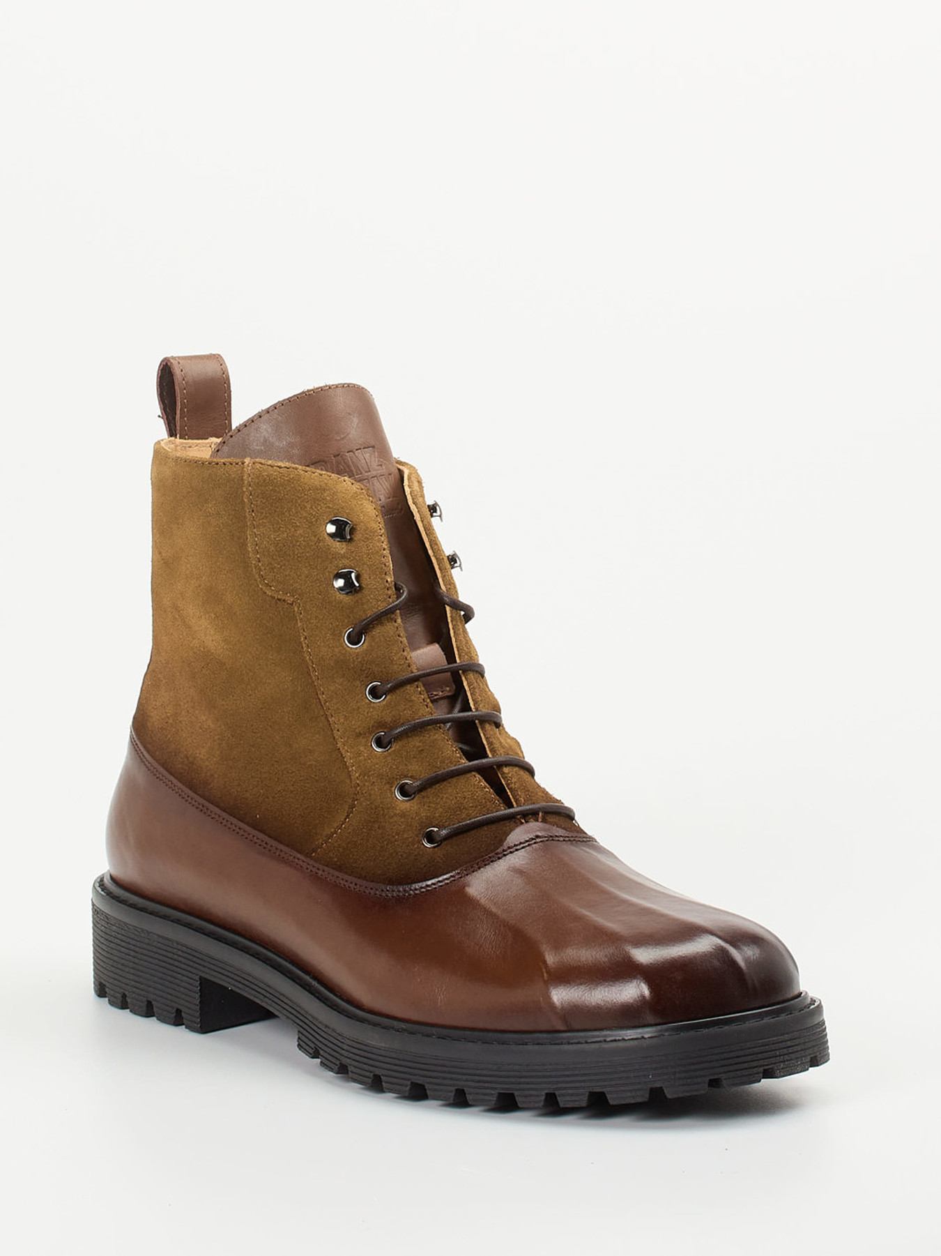 Boots braun 4701229060606