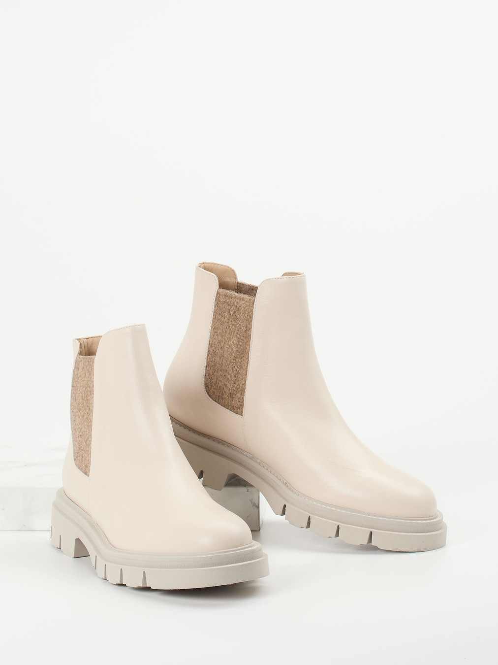 Chelsea Boots beige 1713379000504