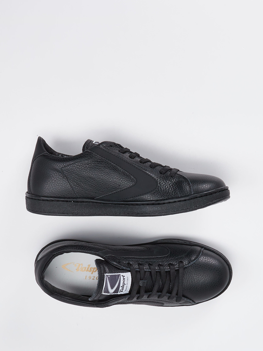 Sneaker schwarz 4661009055304