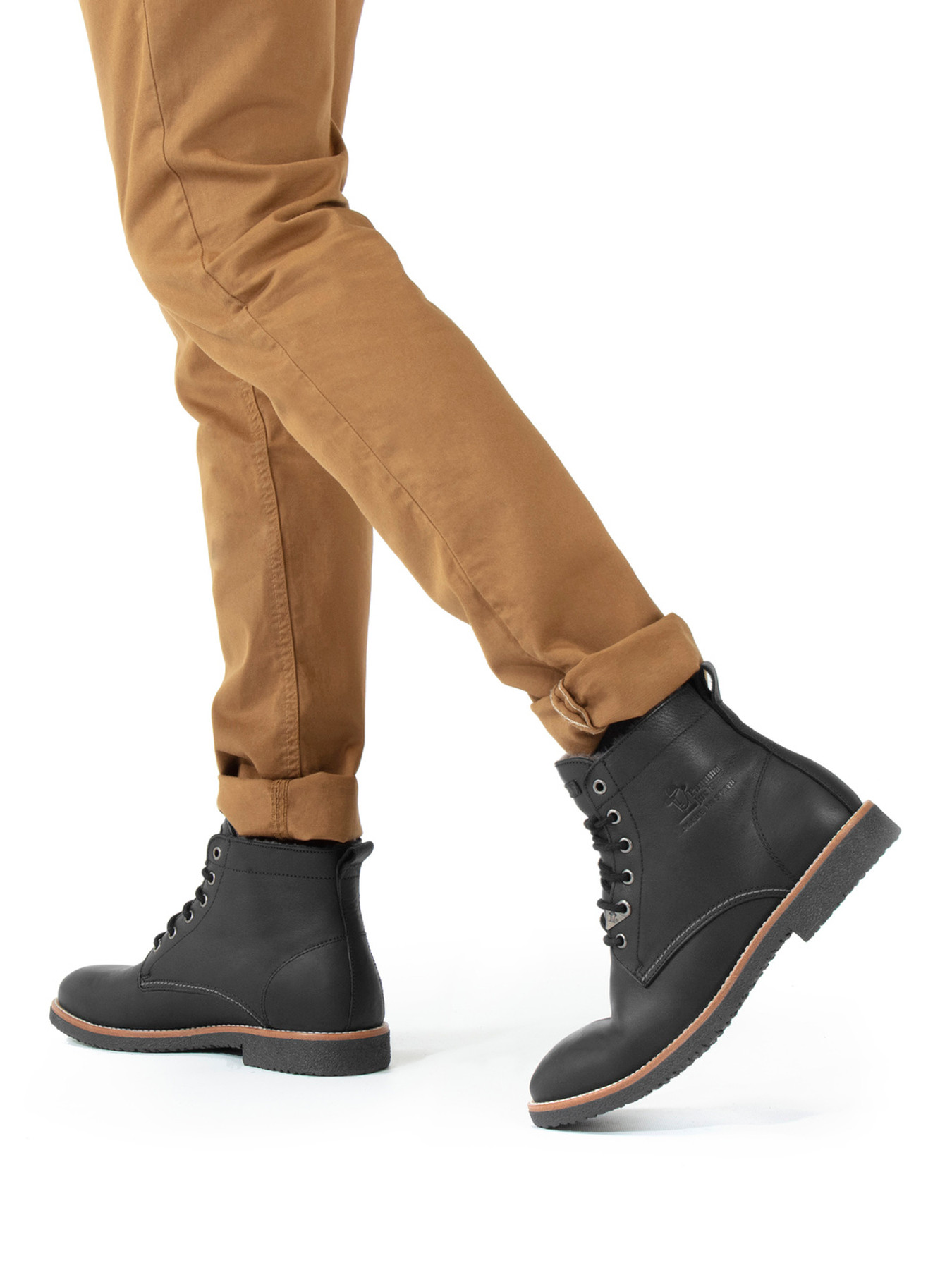 Boots schwarz 4801009054302