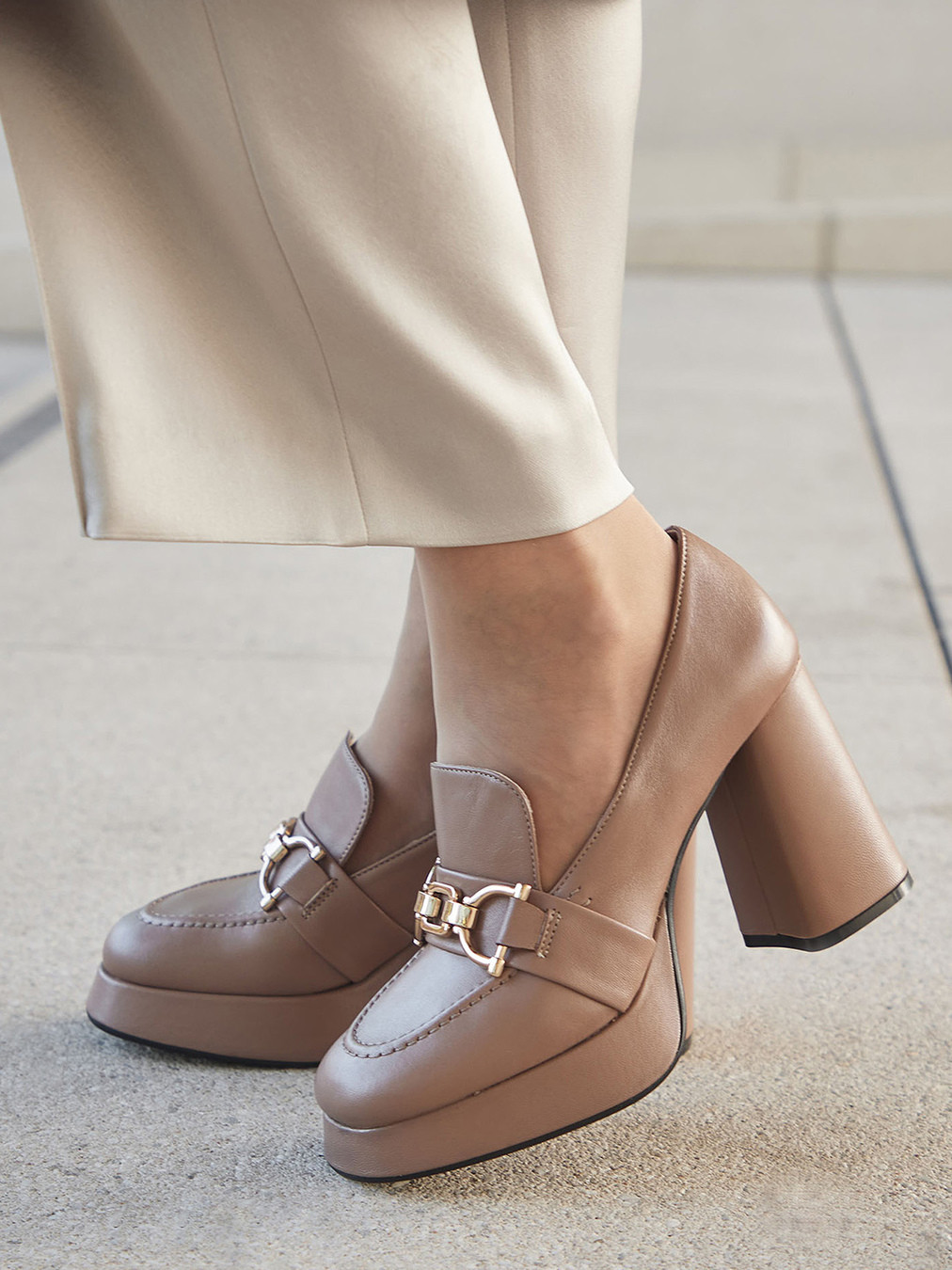 Pumps beige 1519359000102