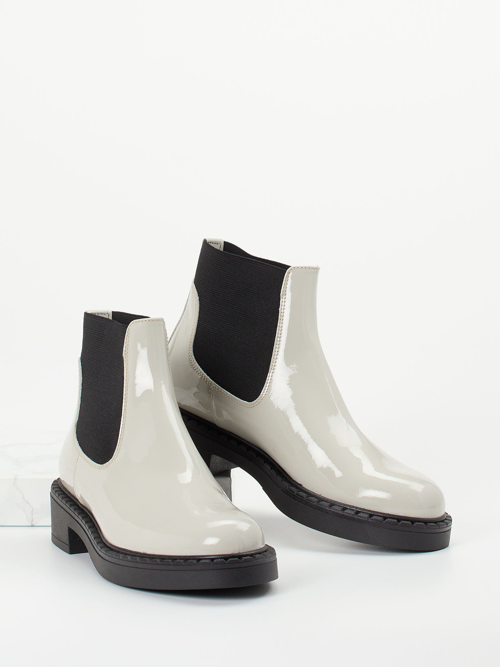 Chelsea Boots grau 1713499000404