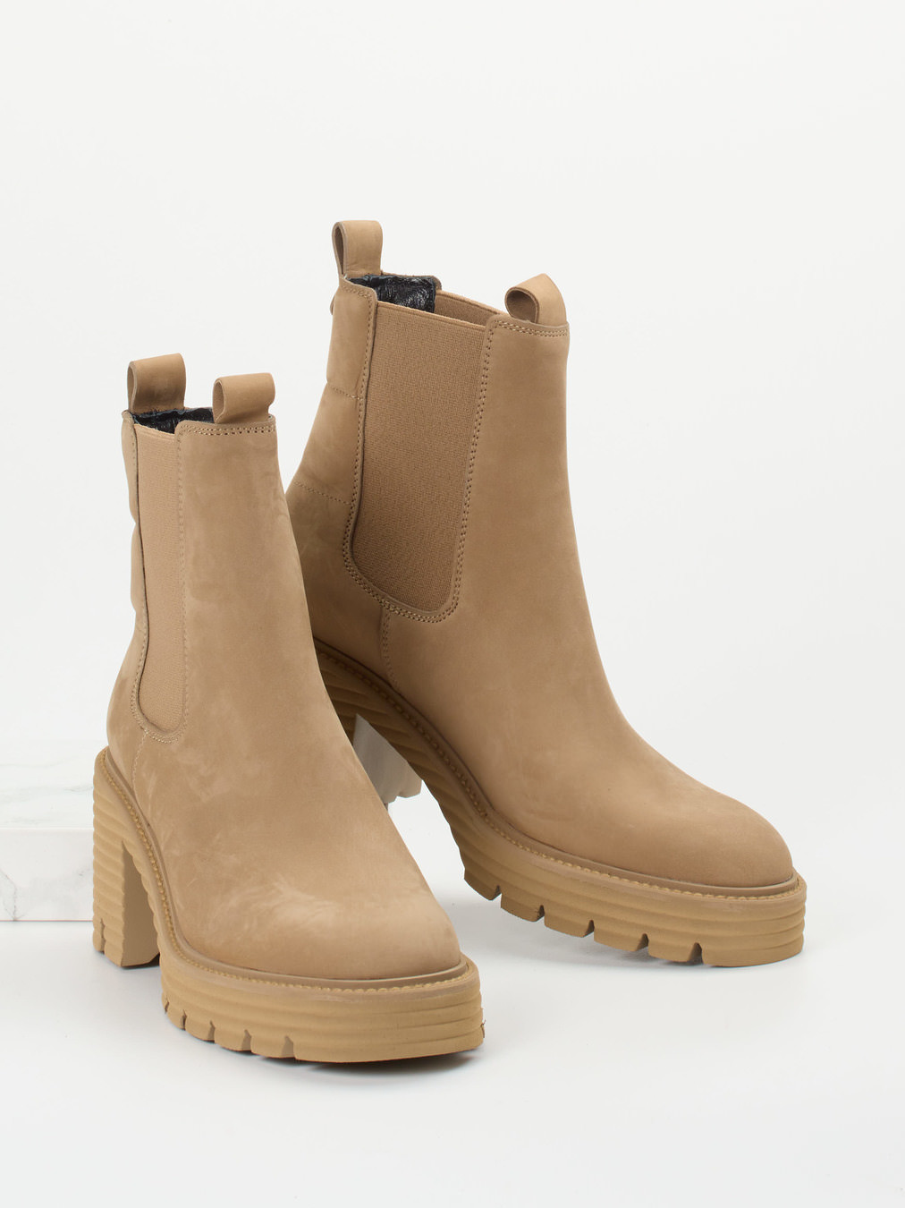 Chelsea Boots braun 1719289002304