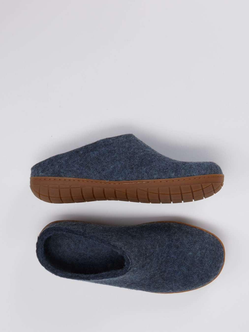 Pantolette blau 7463109002904