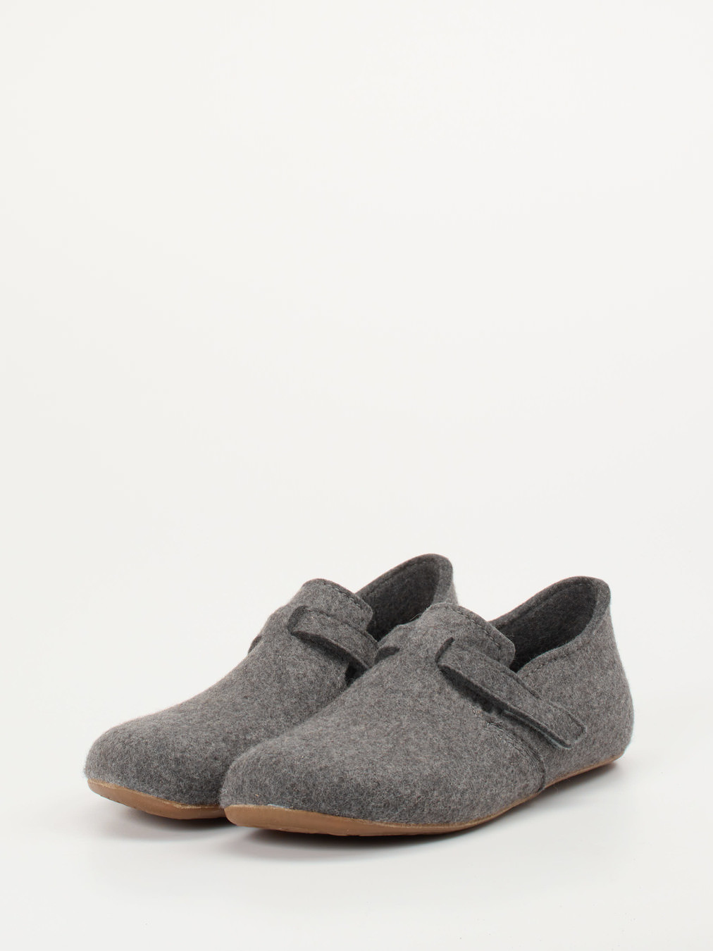 Pantolette grau 7473459000102