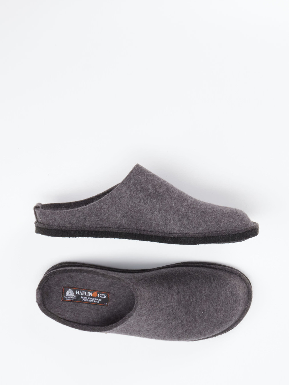 Pantolette grau 7463459001404