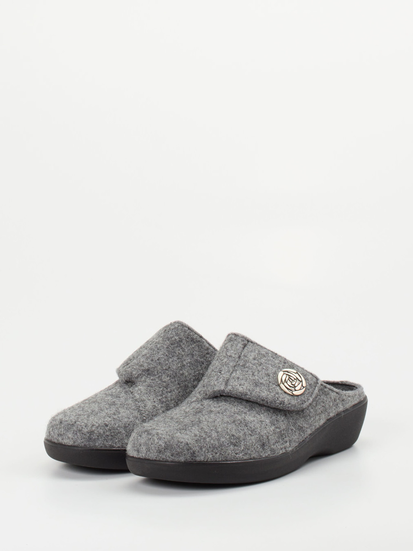 Hausschuh grau 7163459002902