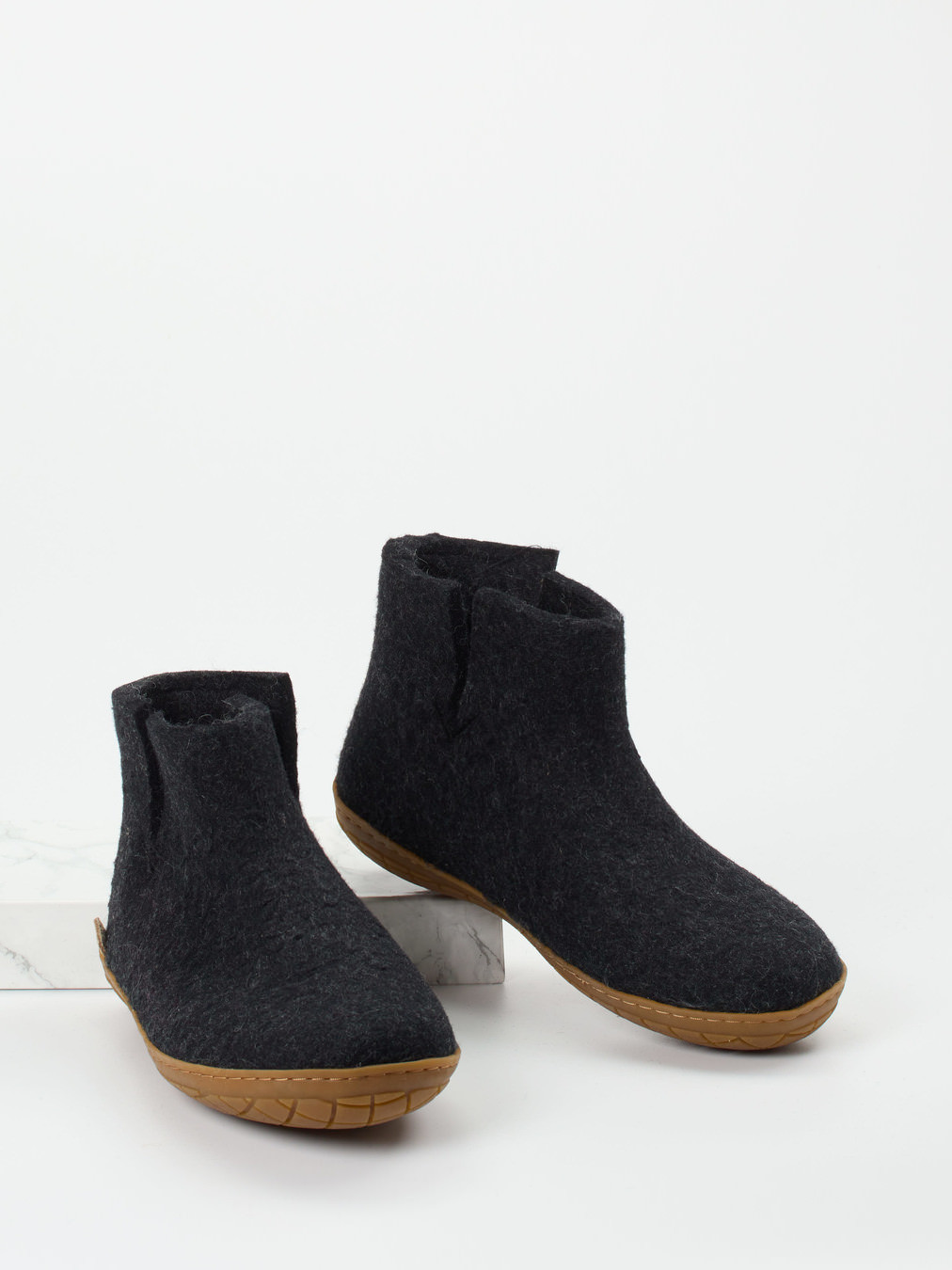 Pantolette grau 7173409003204