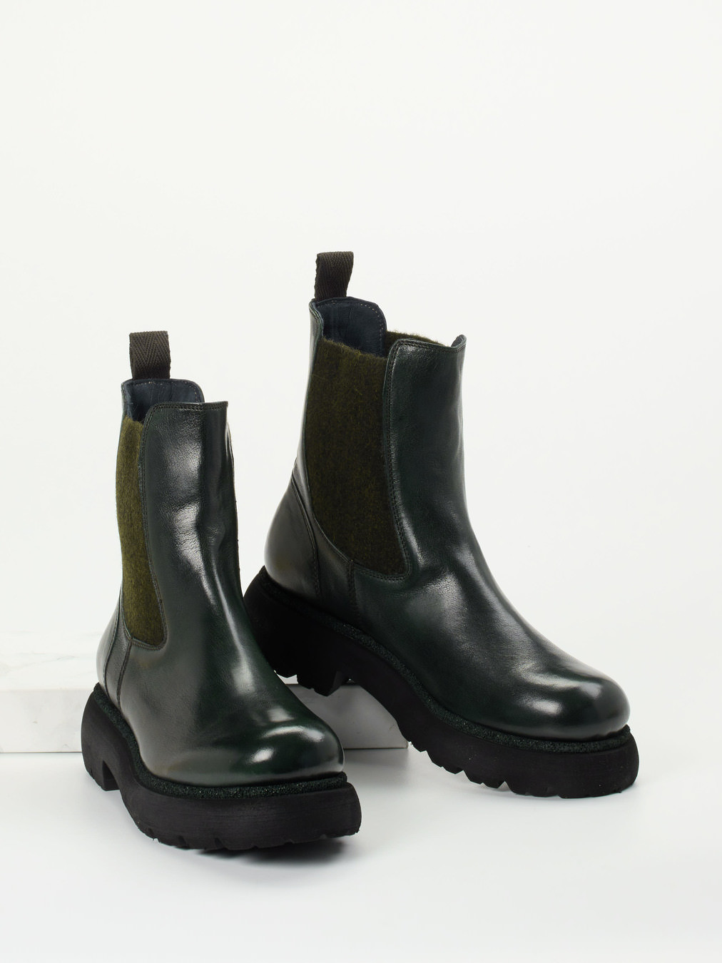 Chelsea Boots grün 1735659000504