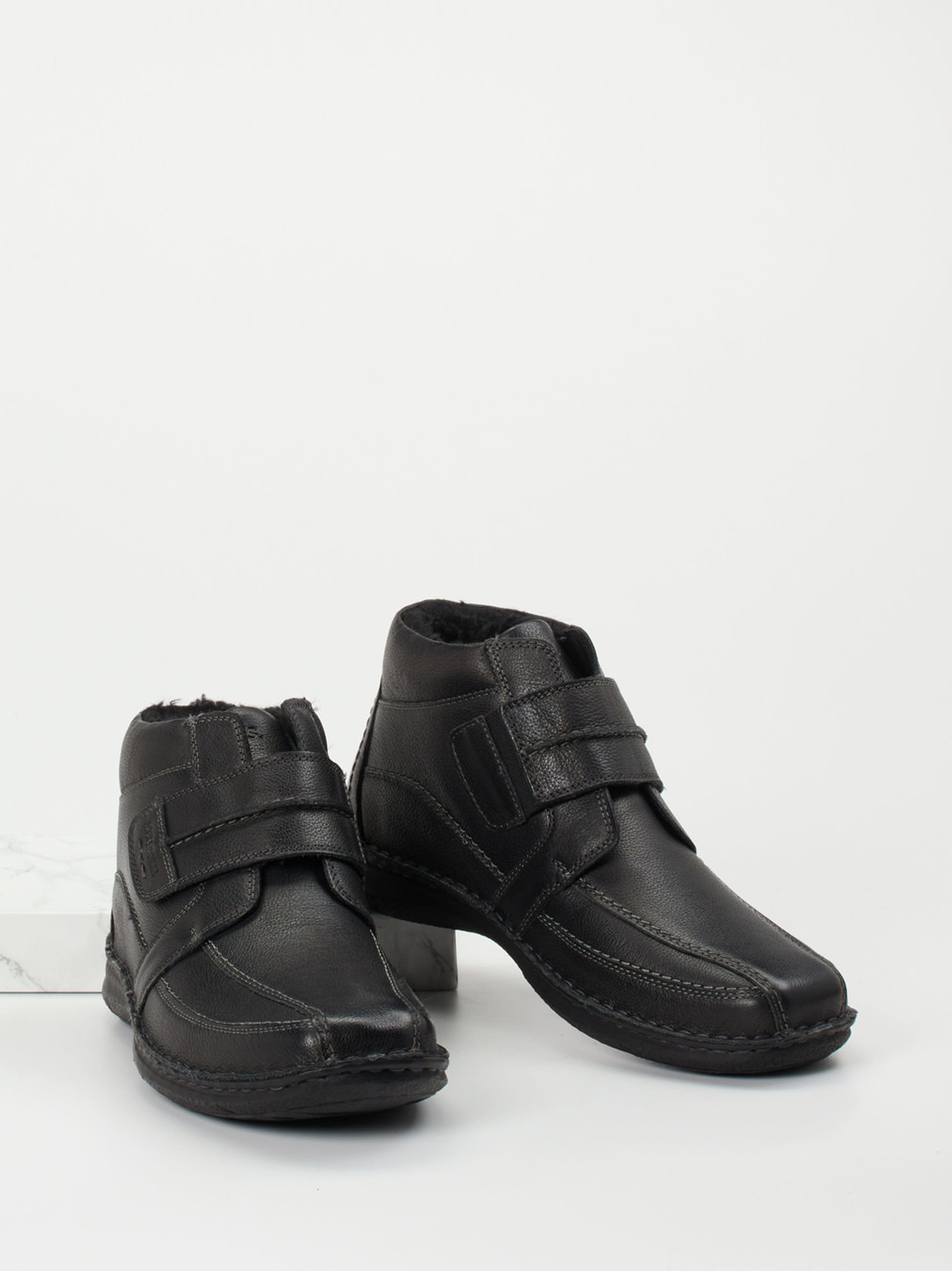 Boots schwarz 4801009055104