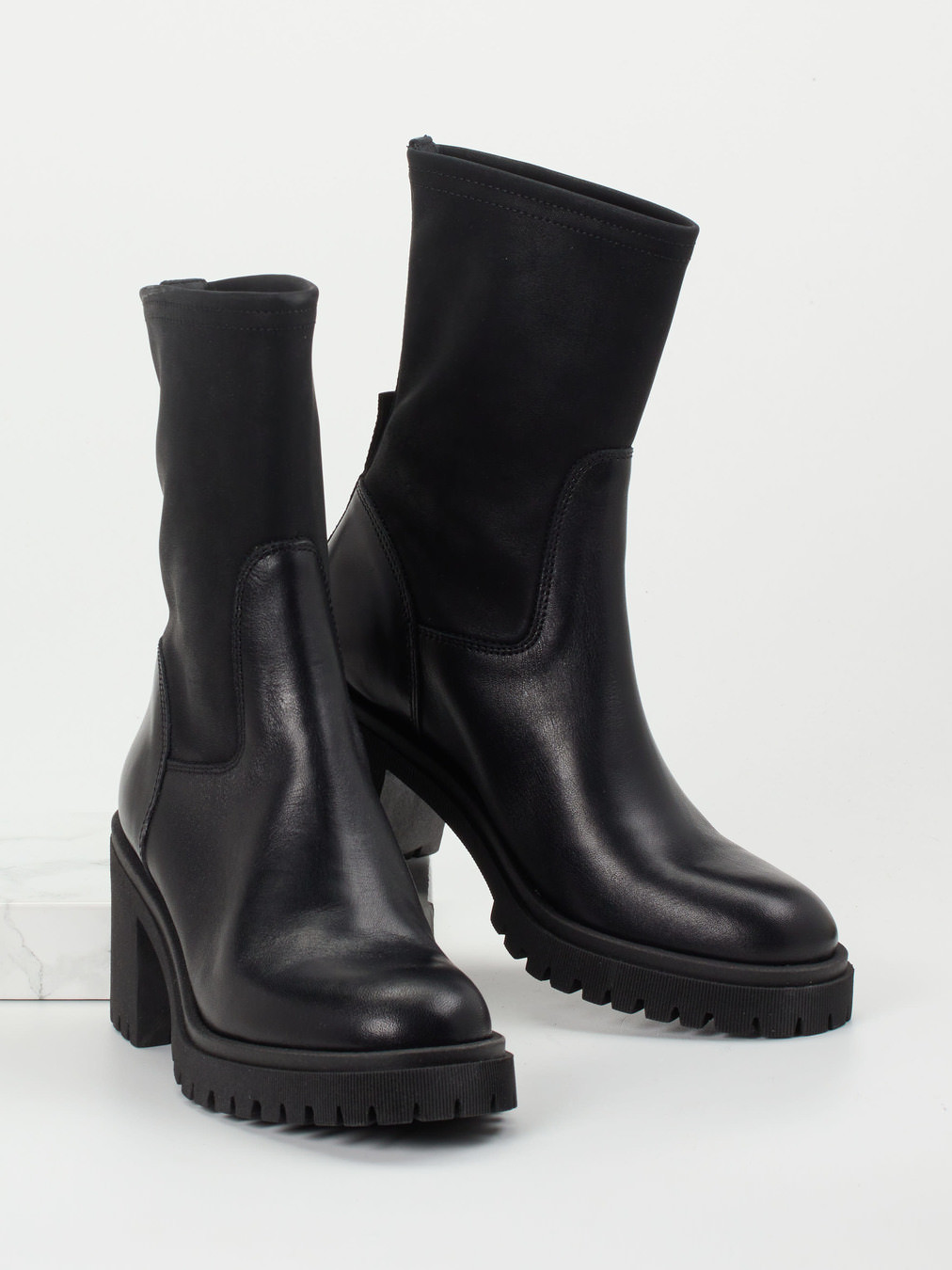 Stiefel schwarz 1747009000804