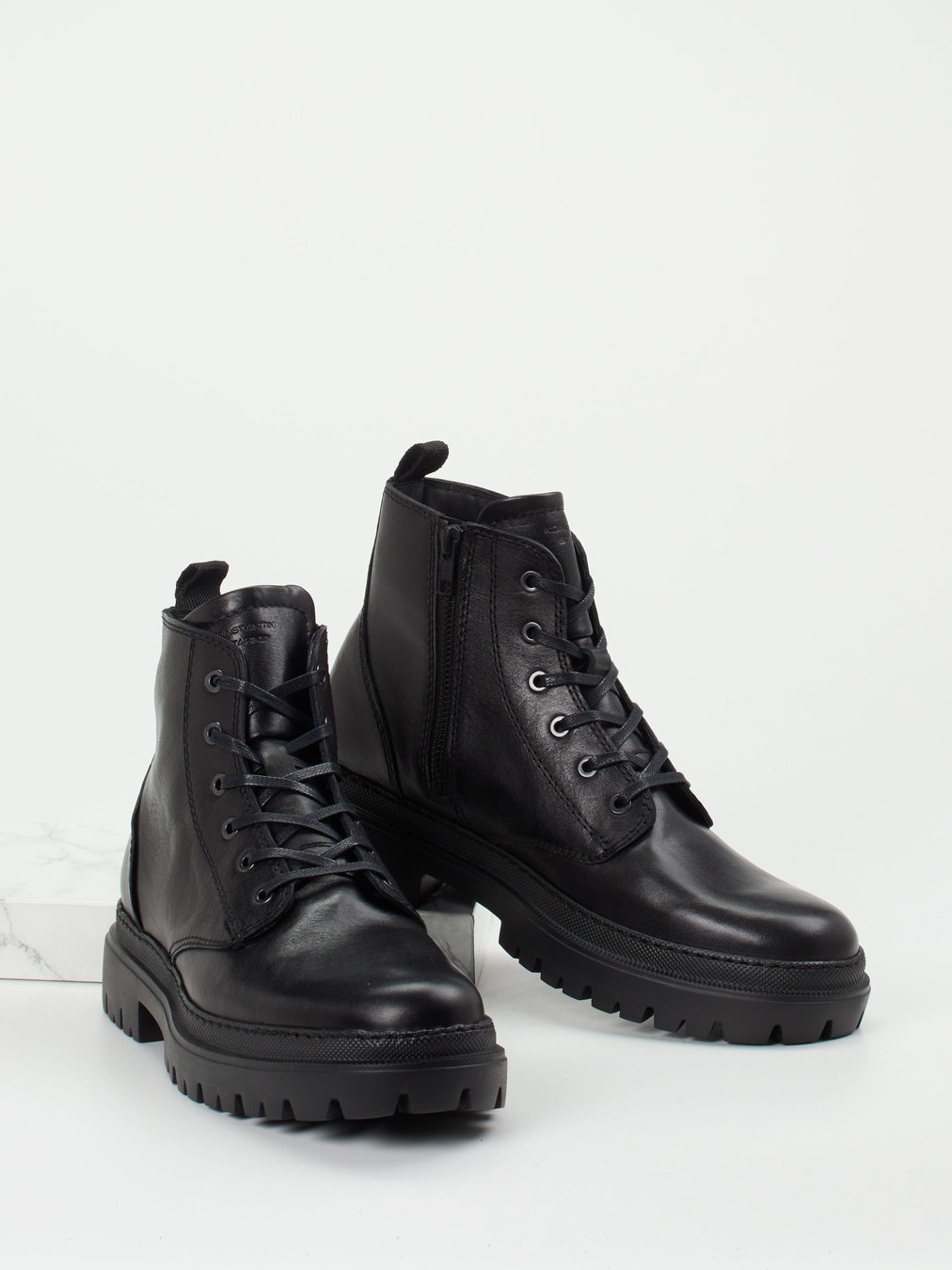 Boots schwarz 4701009073804