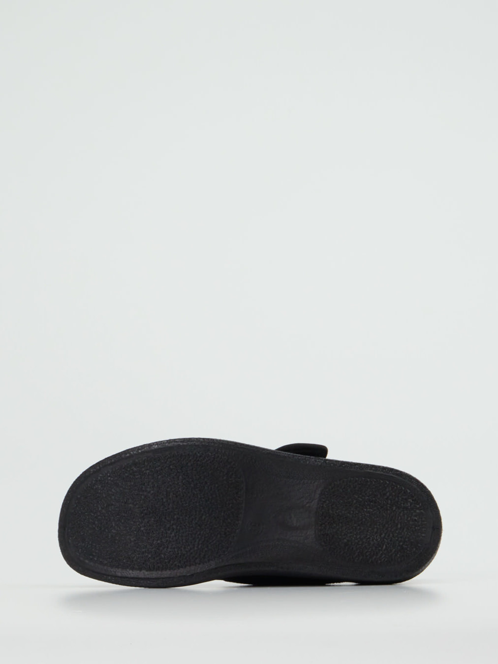 Hausschuh schwarz 7113009001405
