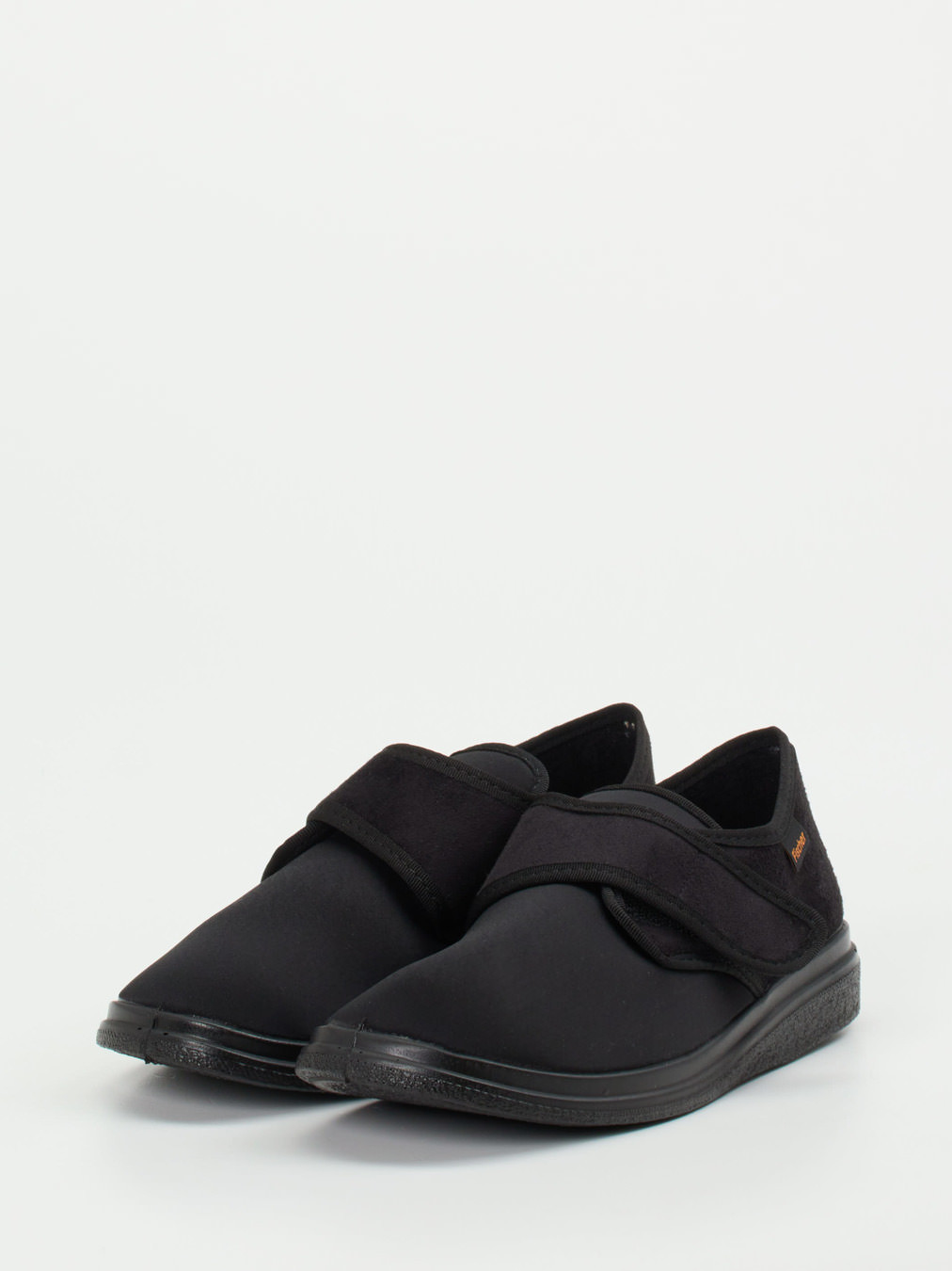 Hausschuh schwarz 7113009001402