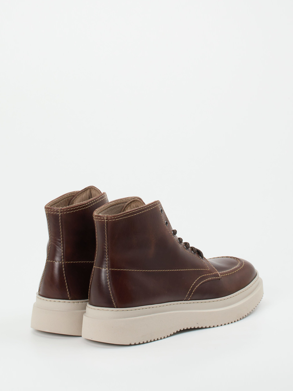 Boots braun 4701209069403