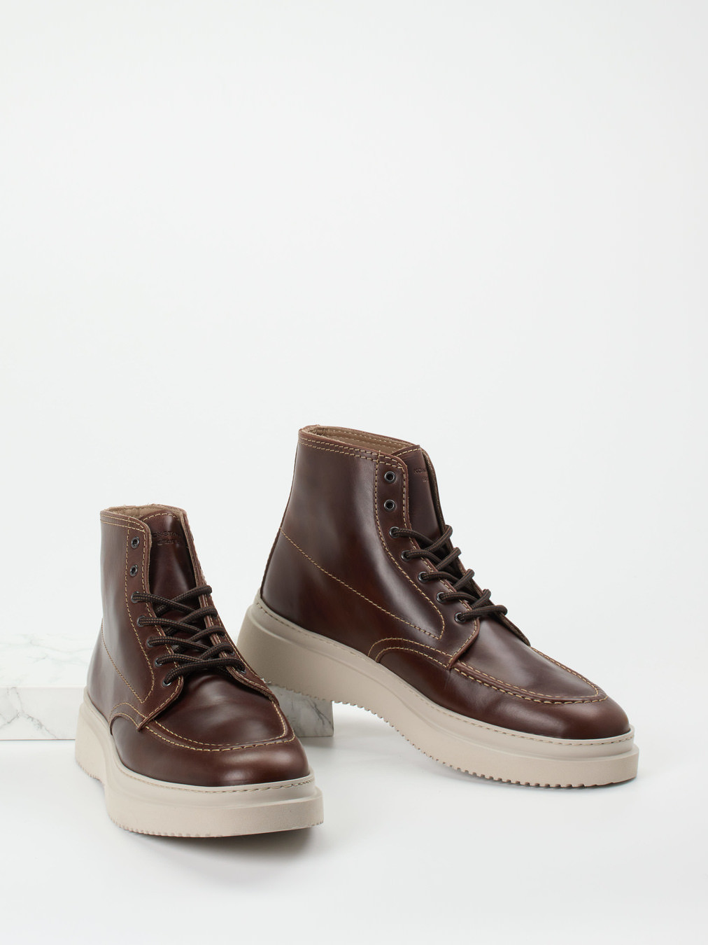Boots braun 4701209069404