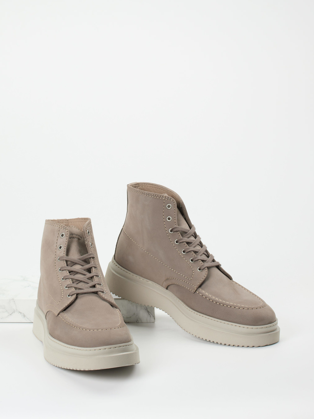 Boots grau 4701459003904
