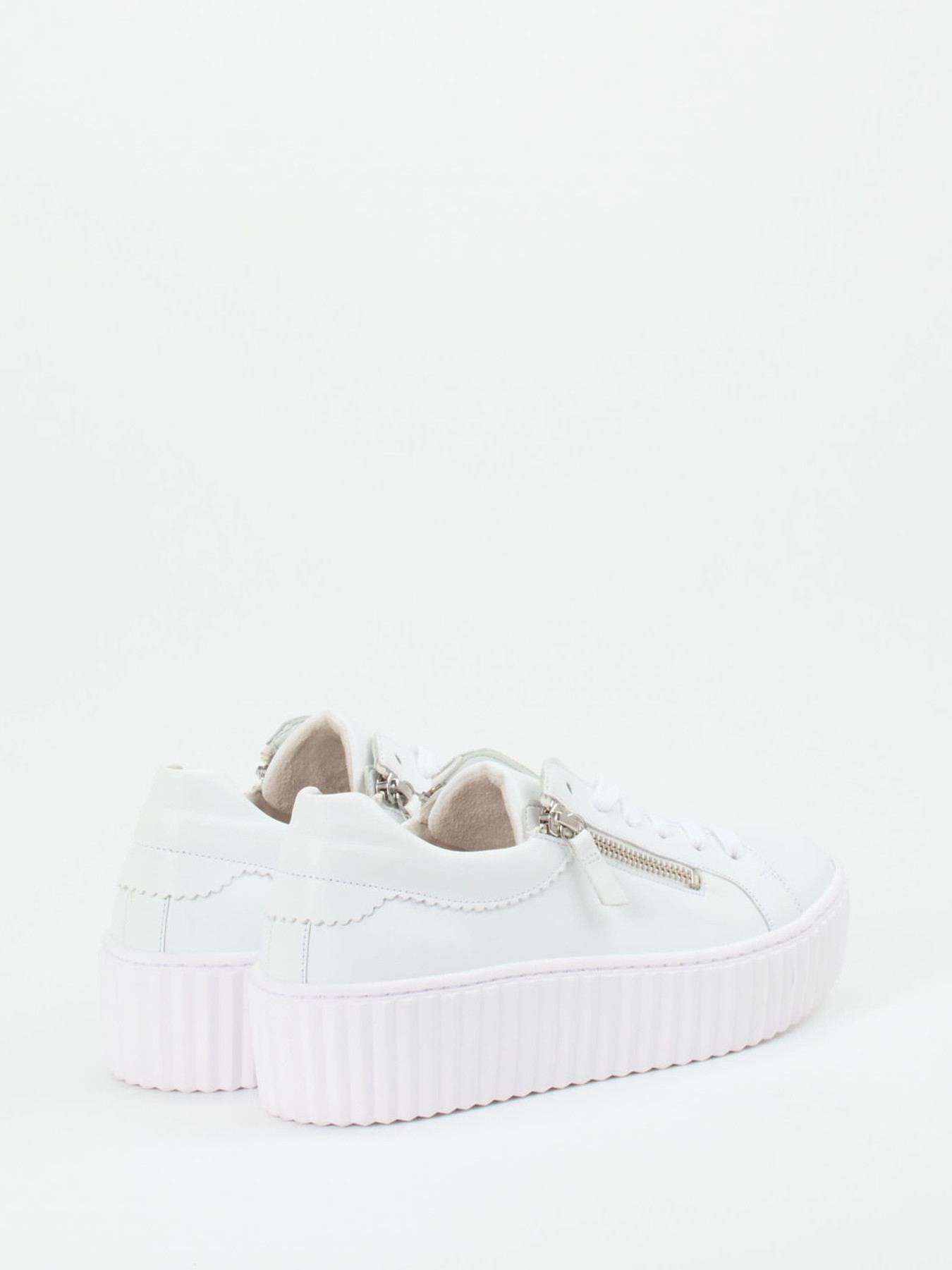 Sneaker weiß 1665799005803