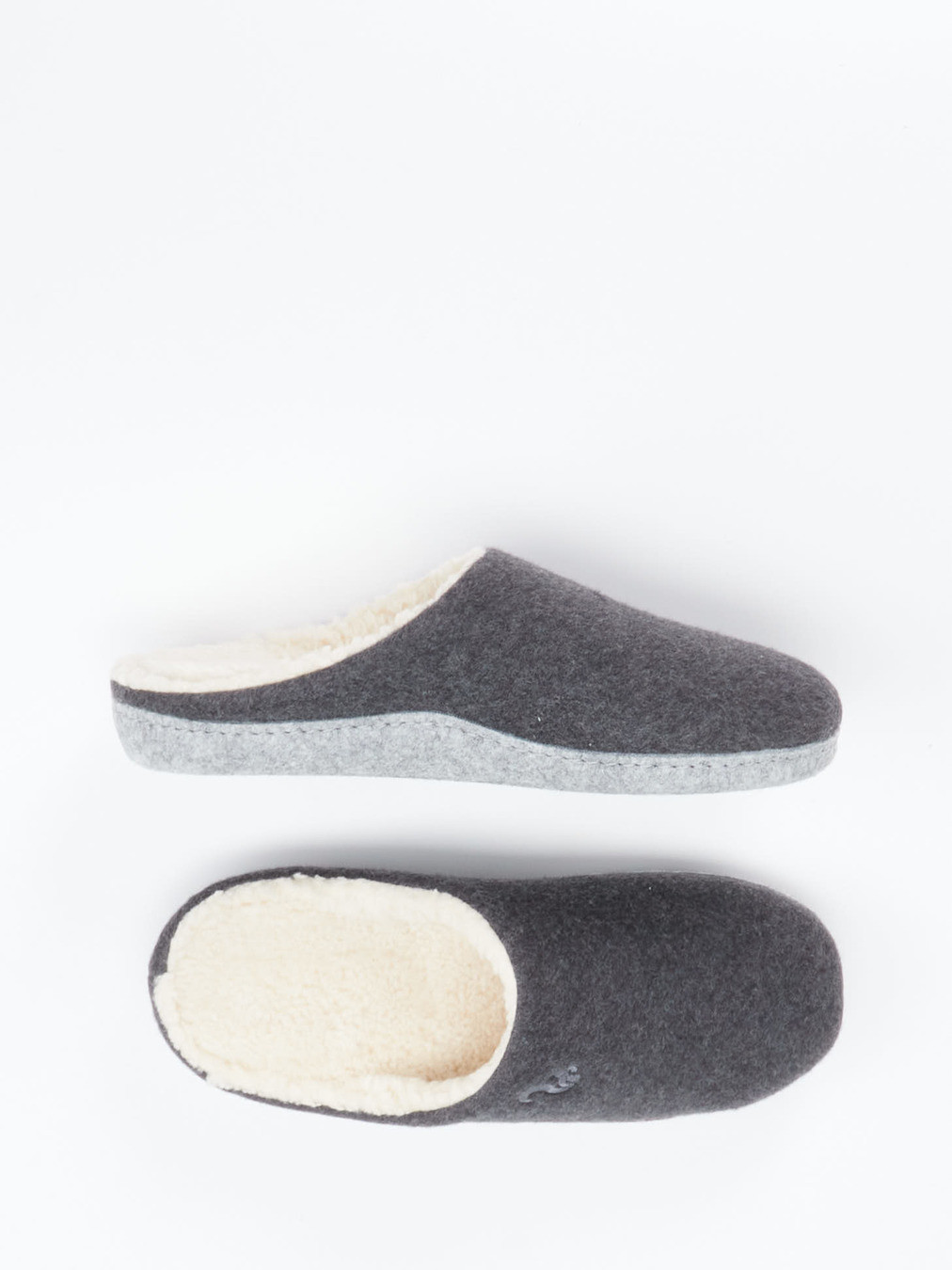 Hausschuh grau 7163409011804